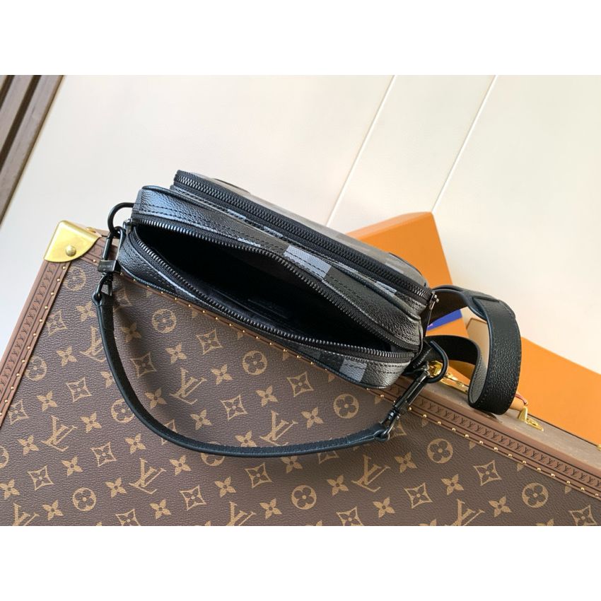 M14988 Nil Messenger