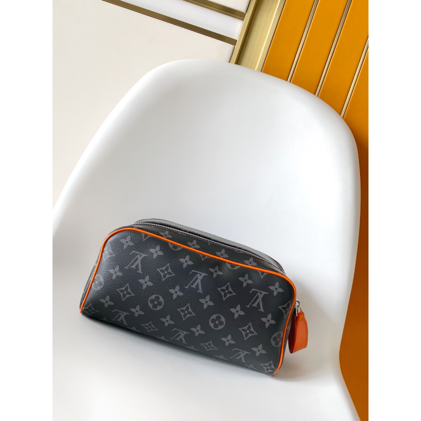 M15246 Dopp Kit