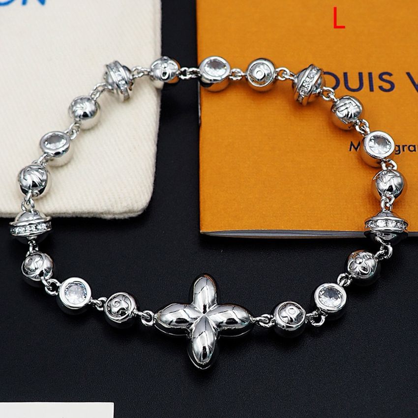 LV globe bracelet 17cm, 19cm