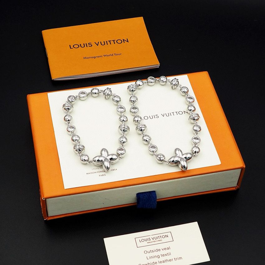 LV globe bracelet 17cm, 19cm