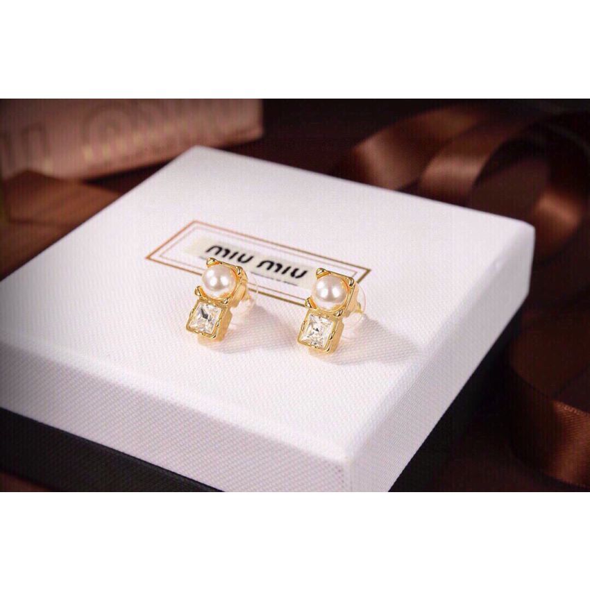 M1v M1v earrings