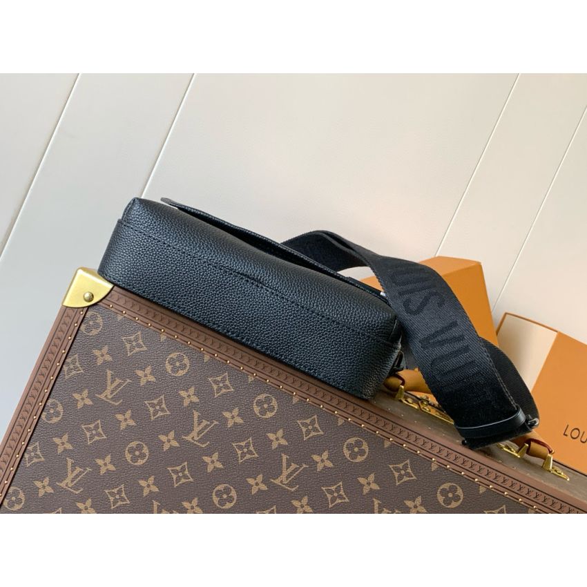 M22482 Fastline Messenger