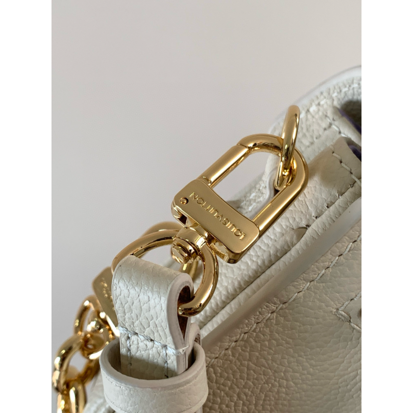 M23940 Pochette Métis East West
