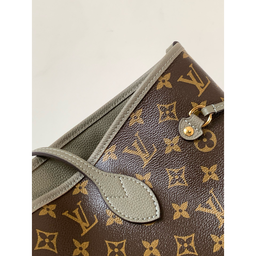 M25664 Neverfull Inside Out MM