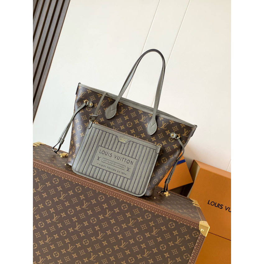 M25664 Neverfull Inside Out MM