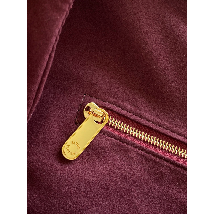 M25877 Again Bag