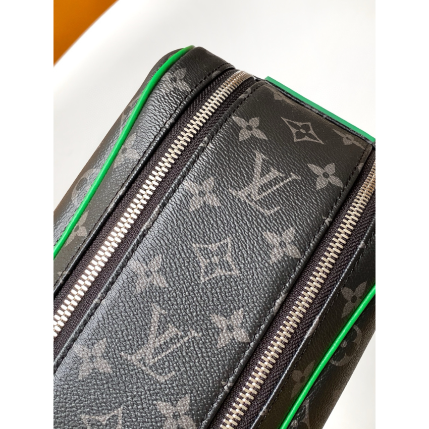 M26433 Dopp Kit