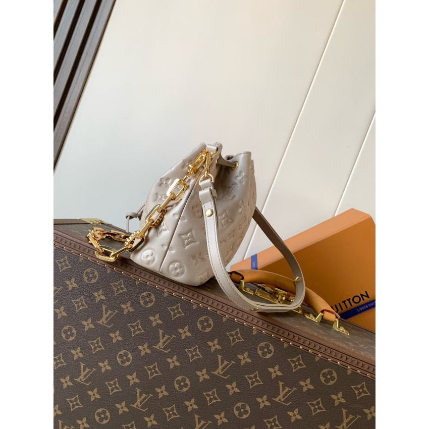 M26530 Coussin Bucket Bag