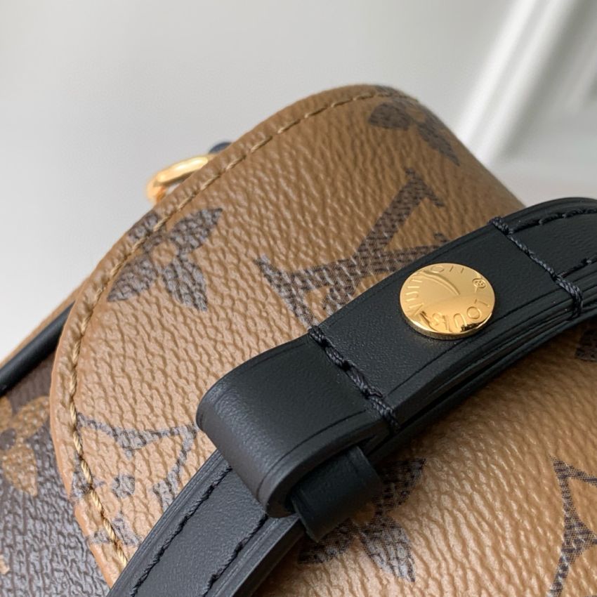 M26587 Wallet on Chain Ivy