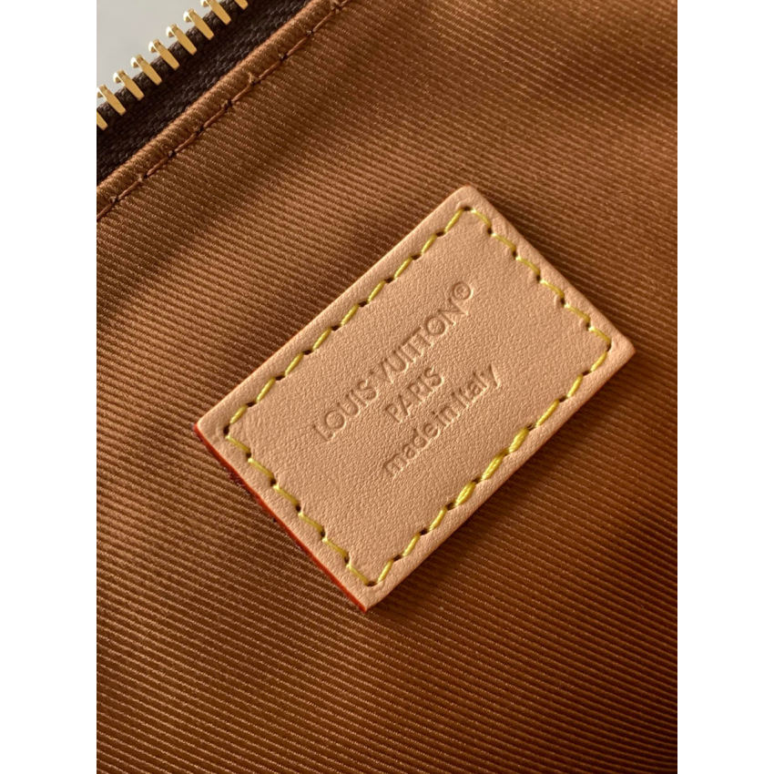M27825 Multipass Bag