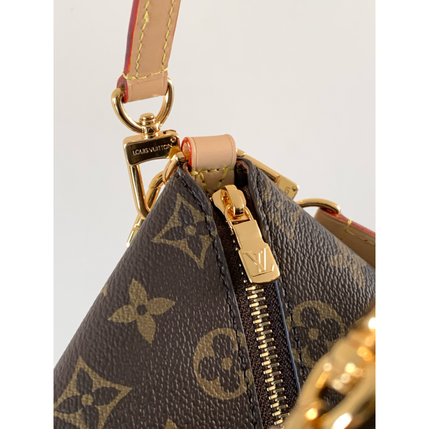M27825 Multipass Bag