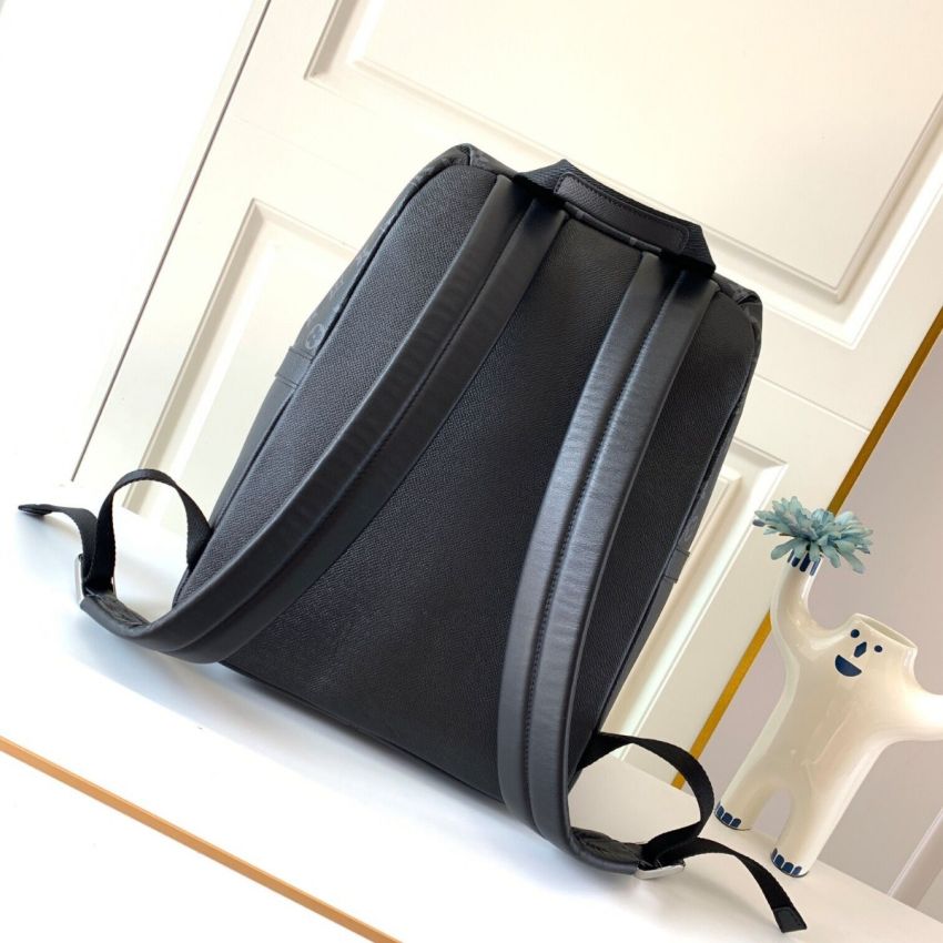 L0vis Vvtt0n M30230 Discovery Backpack PM