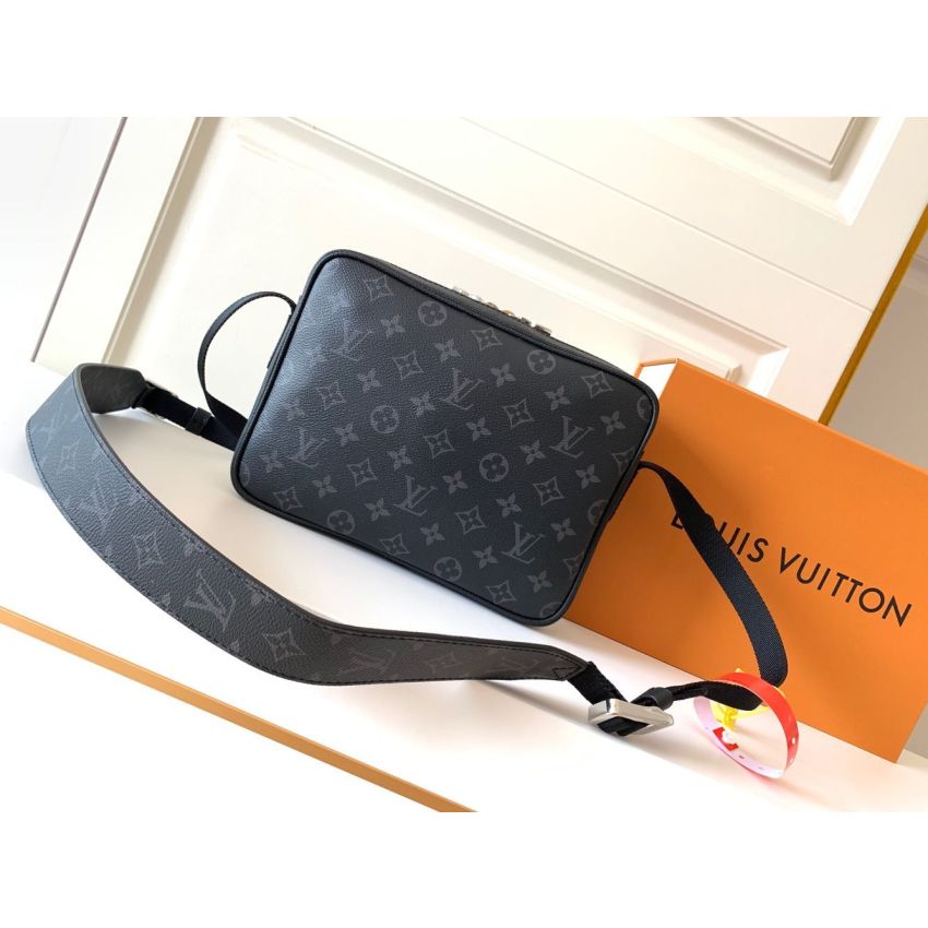 L0vis Vvtt0n M30233 Outdoor Messenger
