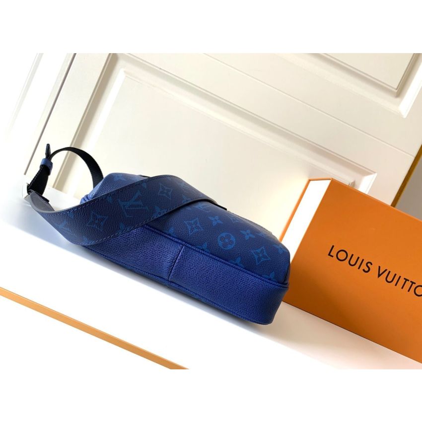 L0vis Vvtt0n M30242Outdoor Messenger