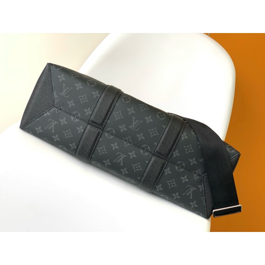 M30937 Weekend Tote NM