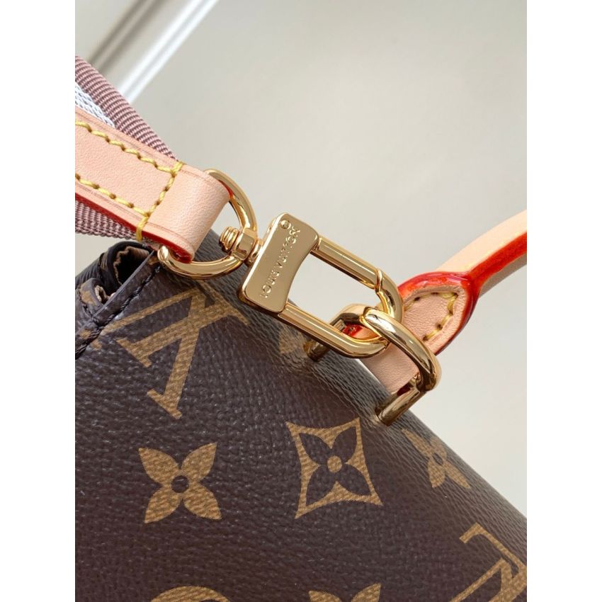 M46055 Cluny Mini