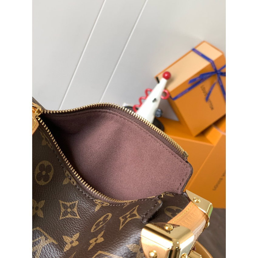 M46358 Side Trunk