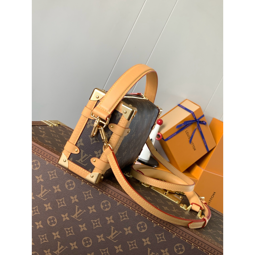 M46358 Side Trunk