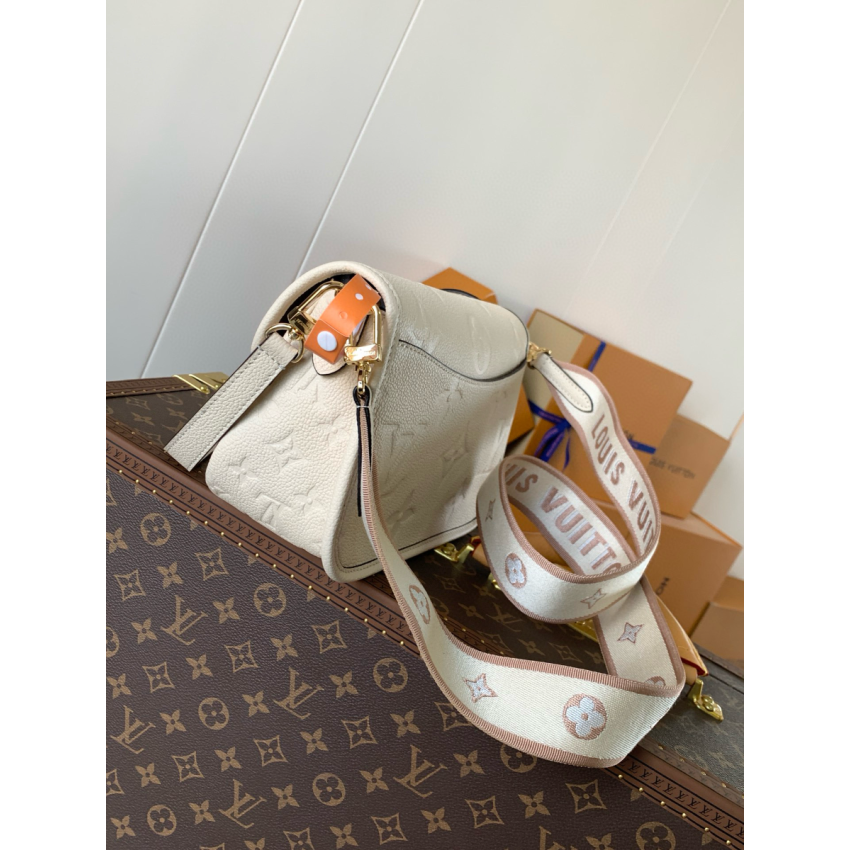 M46388 Borsa Diane