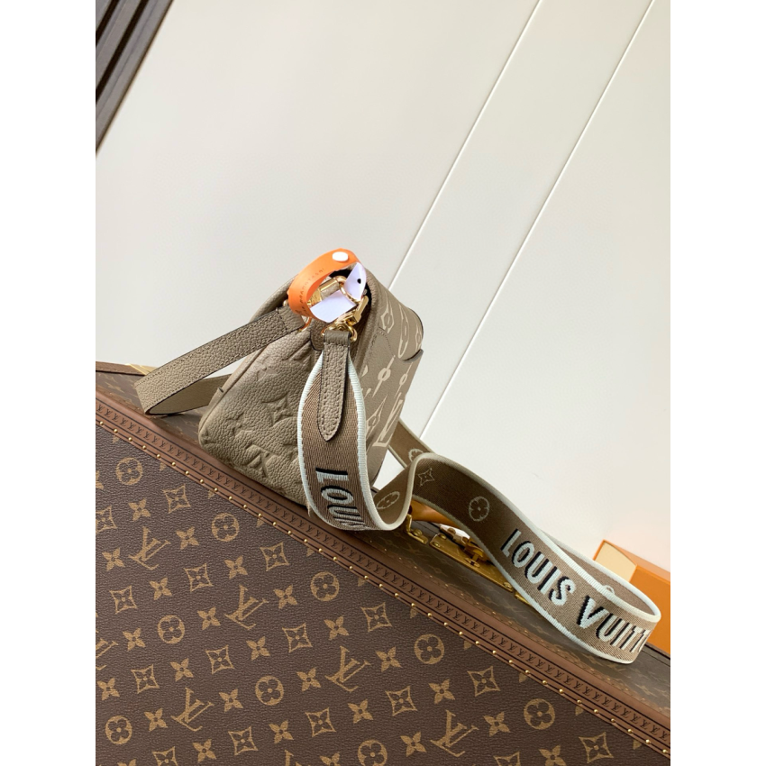 M46583 Diane Bag