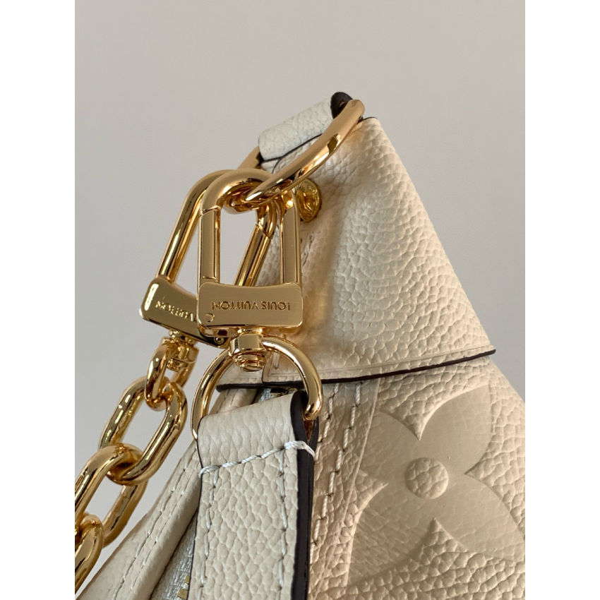M46739 Loop Hobo