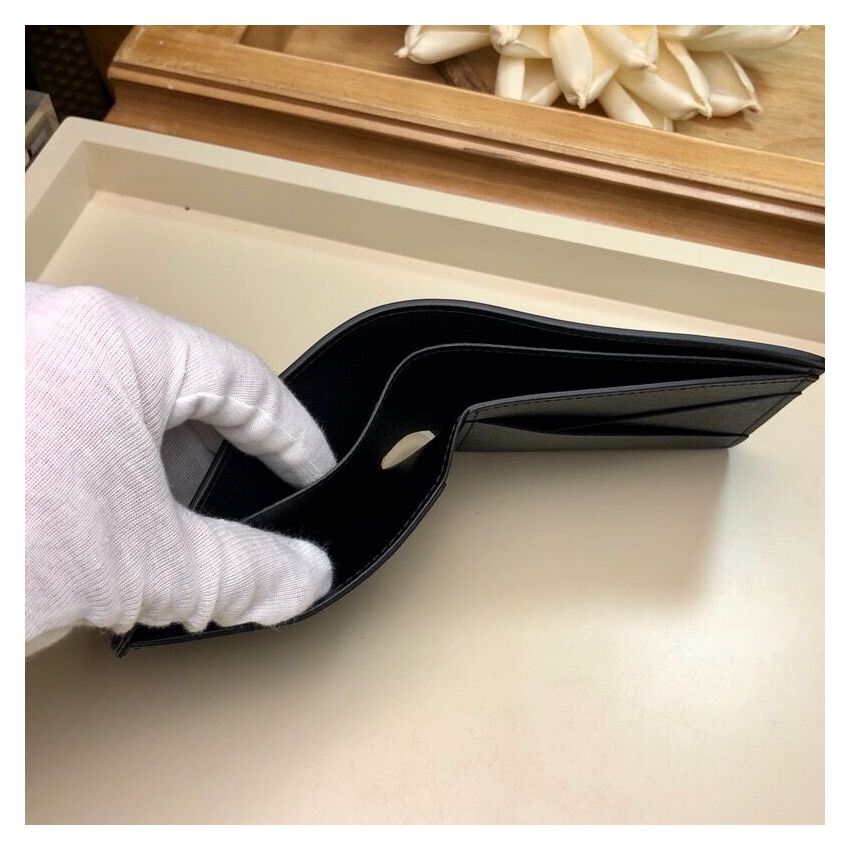 M60662 Multiple Wallet