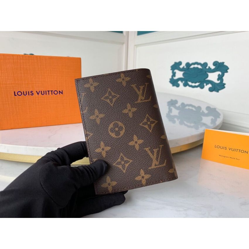 M64502 Passport Cover