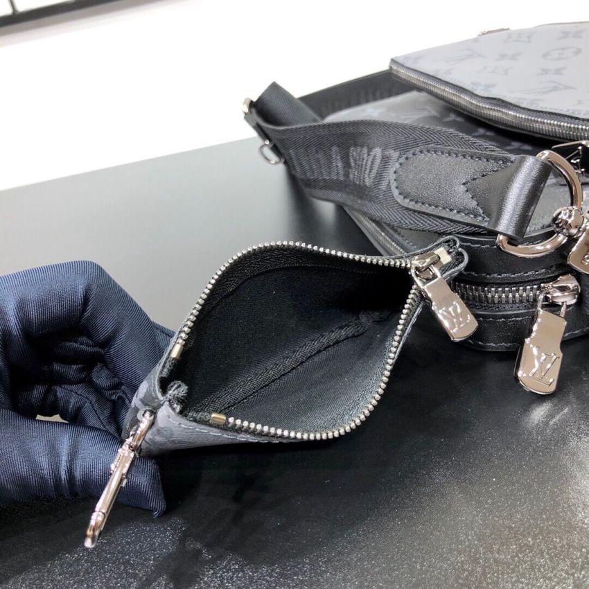 M69443 Trio Messenger