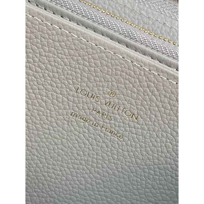 M69794 Zippy Wallet