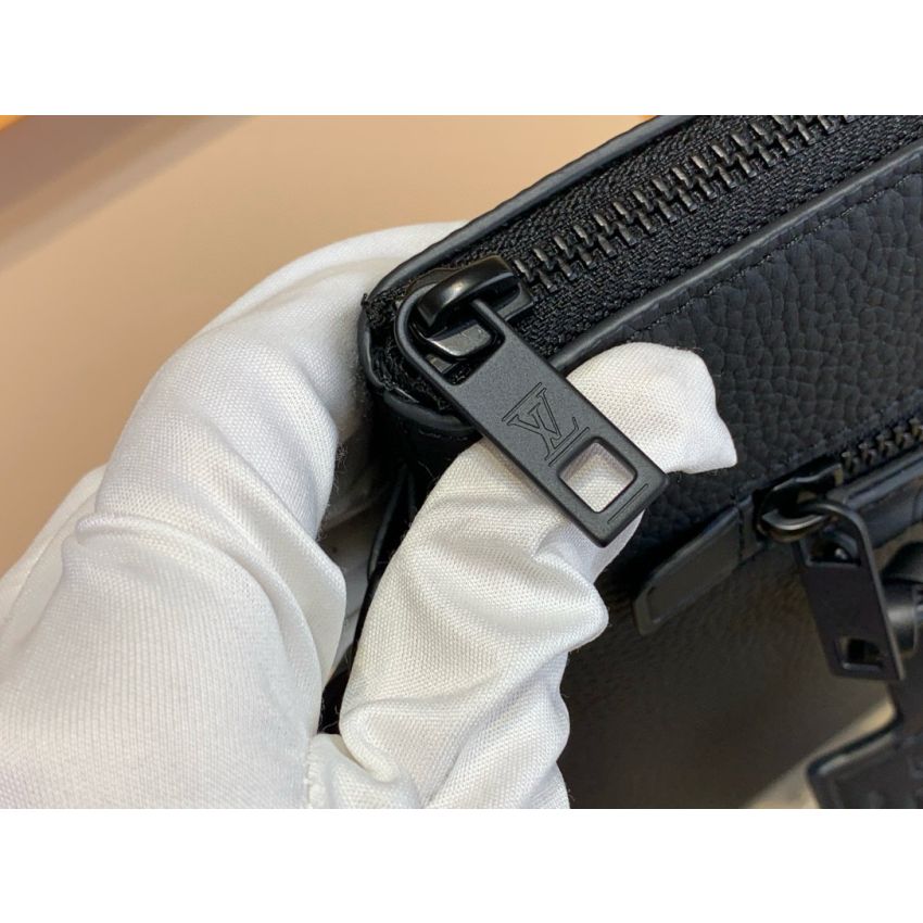 M69837 Takeoff Pouch