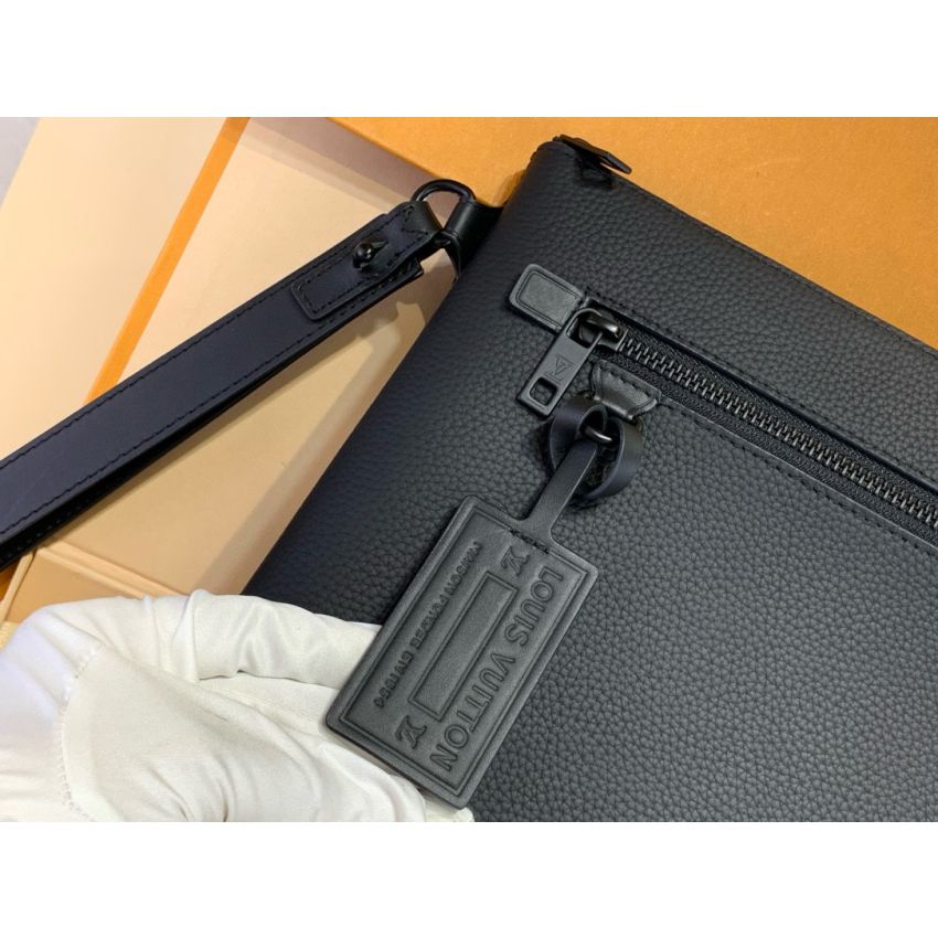 M69837 Takeoff Pouch