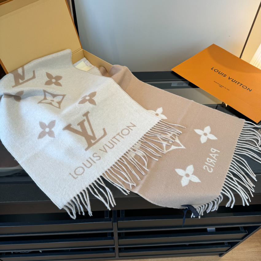 LV Reykjavik Scarf