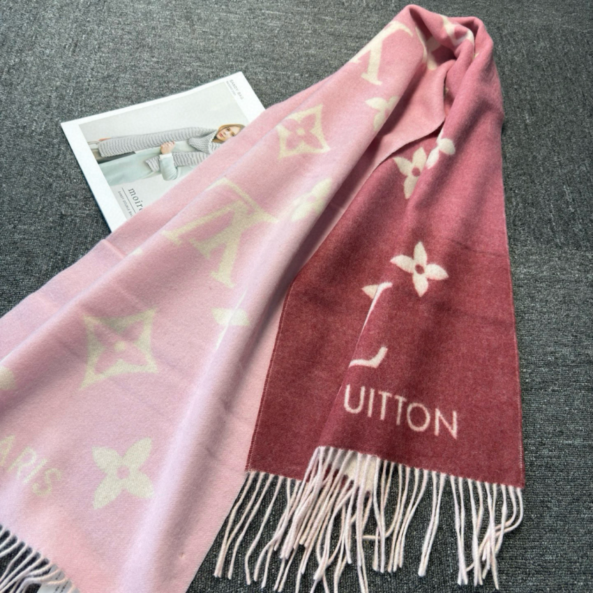 LV Reykjavik Gradient Scarf