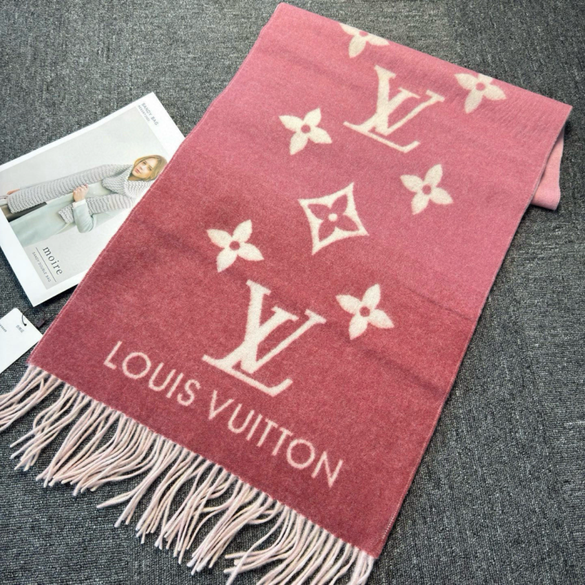 LV Reykjavik Gradient Scarf