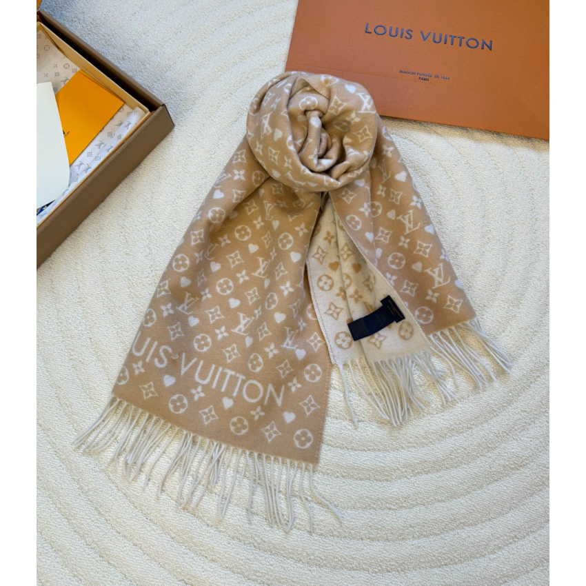 LV Game On Scarf