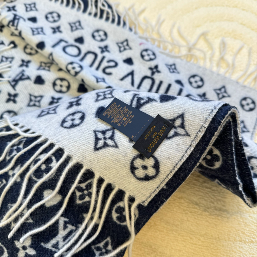 LV Game On Scarf