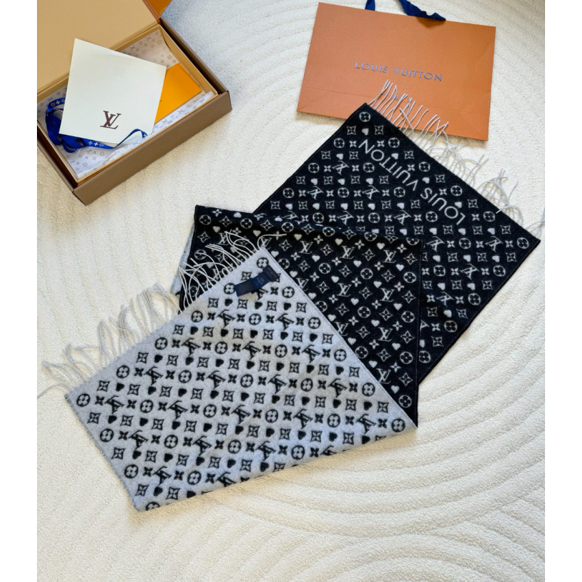 LV Game On Scarf
