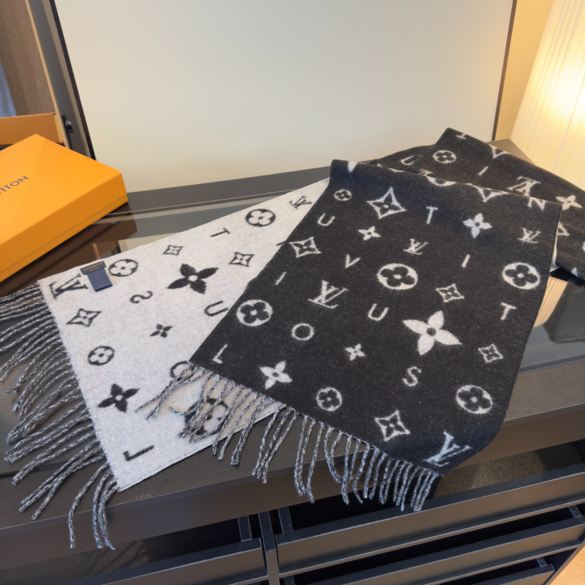 LV Reykjavik 2.0 Scarf