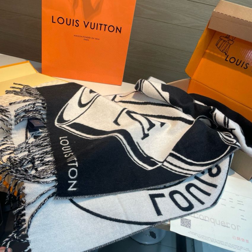 LV Lock and Keys Scarf