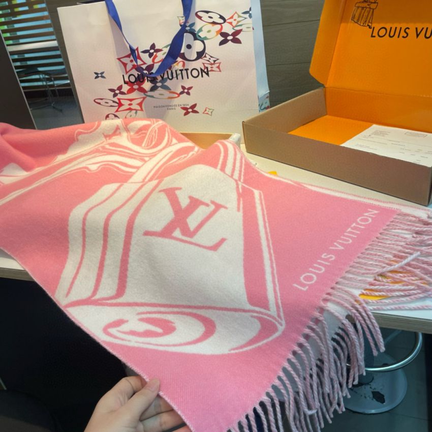 LV Lock and Keys Scarf