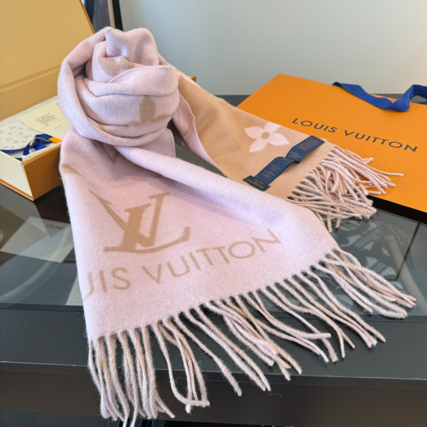 LV Reykjavik Scarf