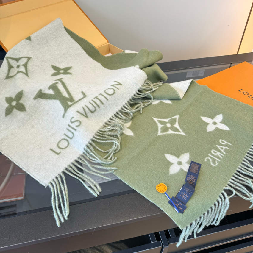 LV Reykjavik Scarf