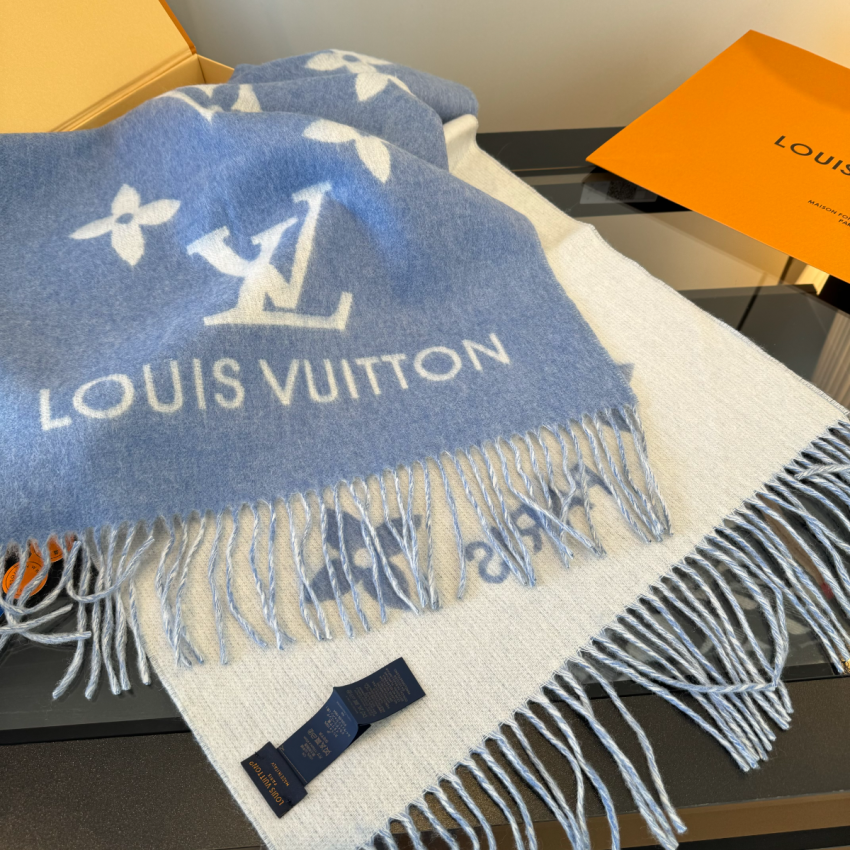 LV Reykjavik Scarf