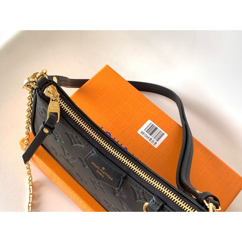 M80349  Easy Pouch On Strap