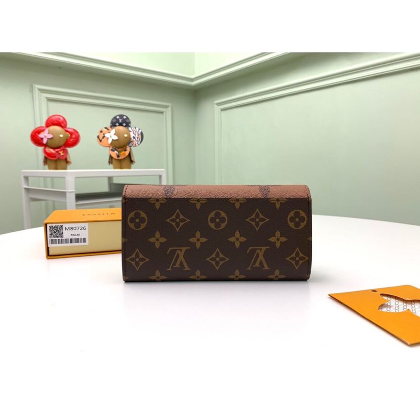 M80726 Sarah Wallet