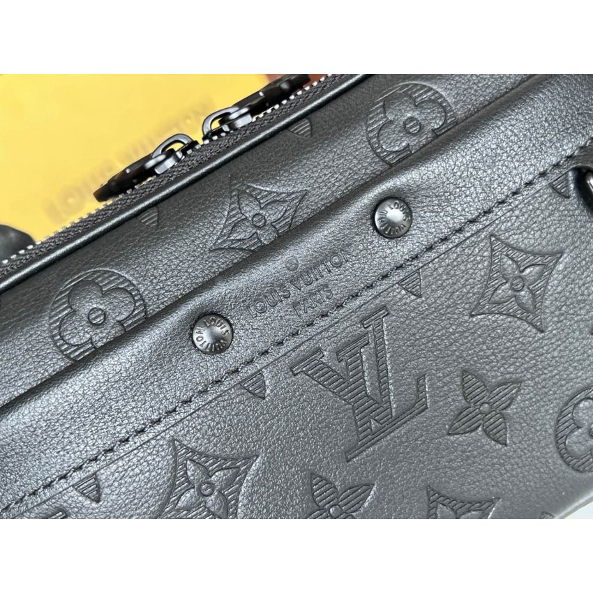 M82544 Alpha wearable wallet
