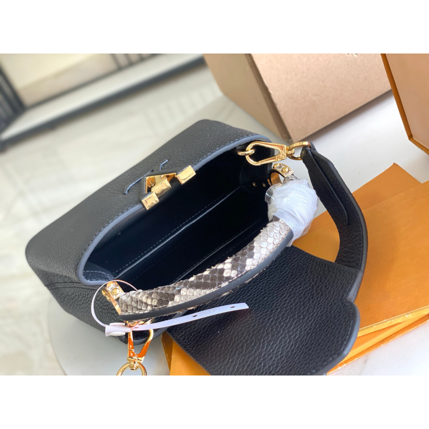 Capucines Mini Bag