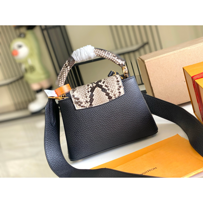 Capucines Mini Bag