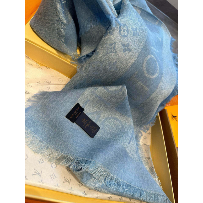 lv lock and go De*1m shawl