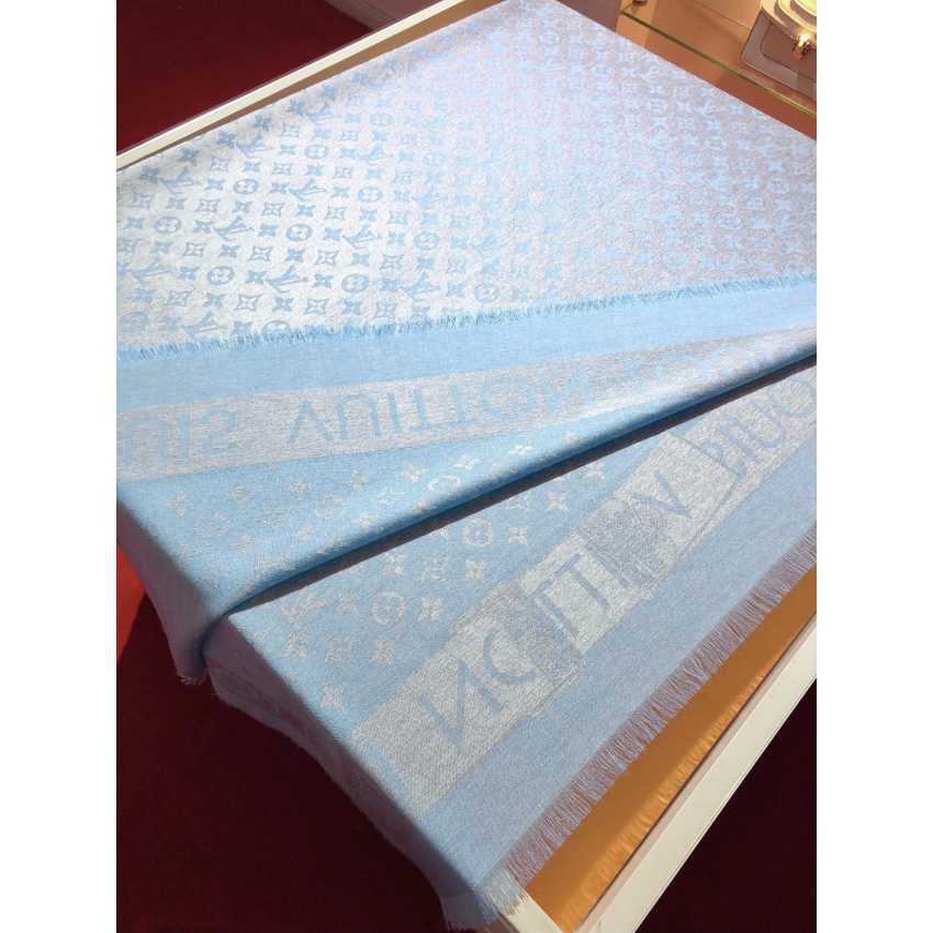 lv lock and go De*1m shawl